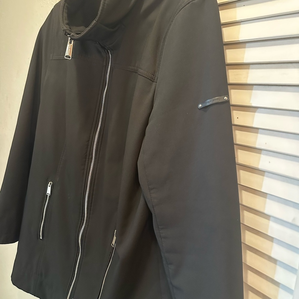 Andrew Marc Black Jacket with Silver Zip - Picture 3 of 6